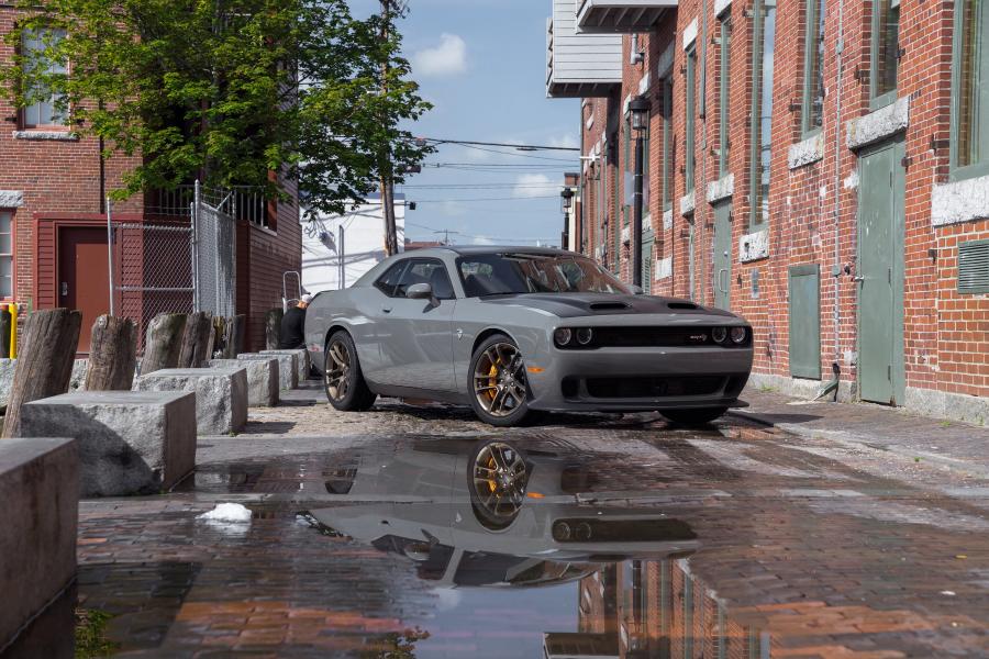  Dodge Challenger SRT Hellcat (LC) 2018 года  (фото 15 из 25)
